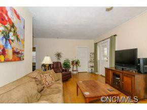 343 Riverview Drive - Photo 8