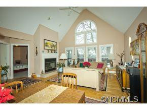 83 ASHEFIELD COURT - Photo 4