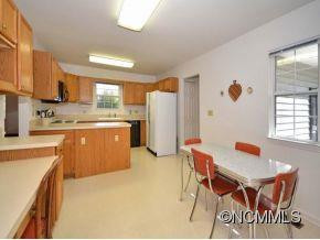 2750 LEUCOTHAE WAY - Photo 3