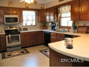 140 Mountain Valley Drive - Photo 2