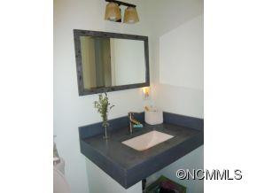 16 Norwood Ave - Photo 12