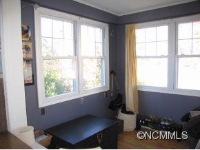 16 Norwood Ave - Photo 4