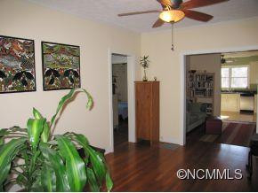 16 Norwood Ave - Photo 6