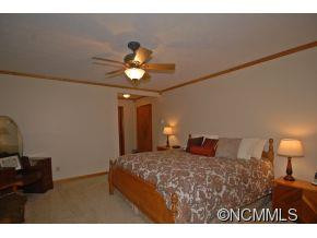 39 Daisey Drive - Photo 14