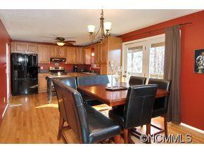 300 Junaluska Oaks Drive - Photo 2
