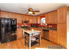 300 Junaluska Oaks Drive - Photo 3
