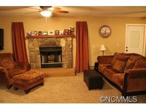 300 Junaluska Oaks Drive - Photo 5