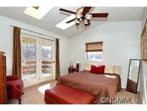 300 Junaluska Oaks Drive - Photo 6