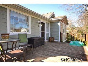 94 Pressley Avenue - Photo 2