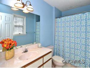 712 GREENWOOD DRIVE - Photo 11