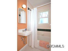 84 Montview Circle - Photo 7