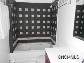 130 South French Broad Avenue - Photo 15