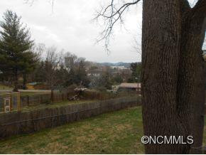 130 South French Broad Avenue - Photo 4