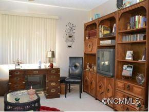 701 RED OAK DRIVE - Photo 9