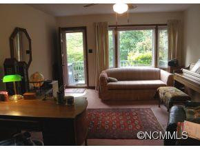 1 Haw Creek Circle - Photo 4