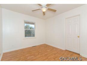 406 Newton Place - Photo 14