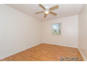 406 Newton Place - Photo 17