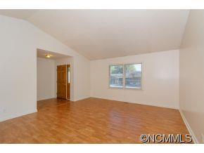 406 Newton Place - Photo 5