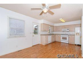 406 Newton Place - Photo 9