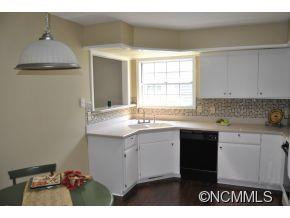 332 Laurel Park Place - Photo 3