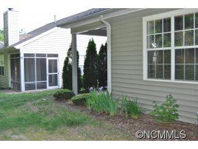 332 Laurel Park Place - Photo 8
