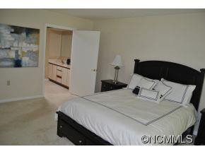 332 Laurel Park Place - Photo 9