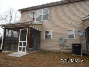 27 Meredith Drive - Photo 2