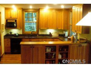7 Chaucer Road - Photo 2