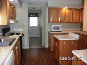 440 Sassafras Drive - Photo 8