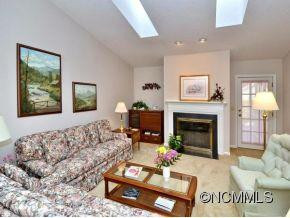 4 WENTWORTH COURT - Photo 5