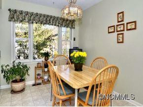 4 WENTWORTH COURT - Photo 7