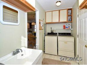 4 WENTWORTH COURT - Photo 8
