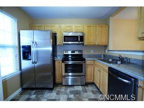 62 Torrington Avenue - Photo 2