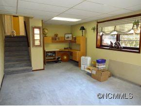 110 W. WHITE OAK STREET - Photo 10