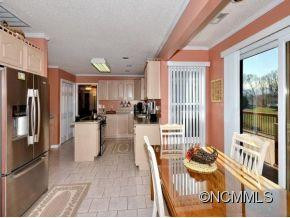 217 Ferguson Drive - Photo 10
