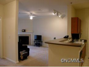 300 Vista Lake Drive #307