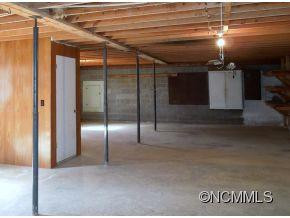 385 Eastview Dr. - Photo 20