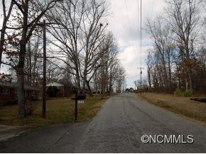 385 Eastview Dr. - Photo 23