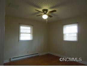 385 Eastview Dr. - Photo 8