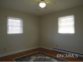 385 Eastview Dr. - Photo 10