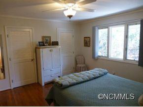 8 RED OAK DRIVE - Photo 13