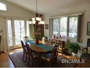 8 RED OAK DRIVE - Photo 6