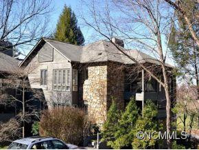 400 CHARLOTTE ST. #903