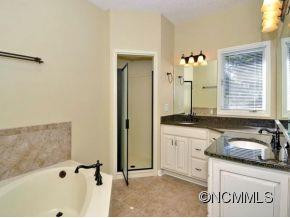 400 CHARLOTTE ST. #903 - Photo 16
