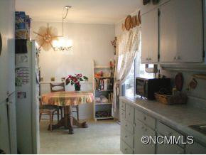 84 Skyview Terrace - Photo 5