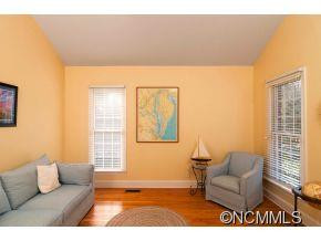 904 Woodvine Road - Photo 3