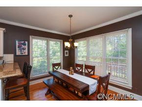 904 Woodvine Road - Photo 8