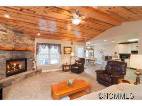 124 Round Top Circle - Photo 5