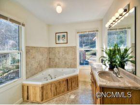 31 Skipping Stone Way - Photo 13