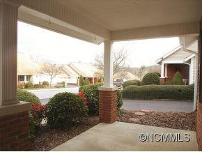 1018 SADDLEBROOK DRIVE - Photo 2